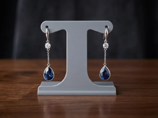 Minimalist T-Bar Earring Display Stand