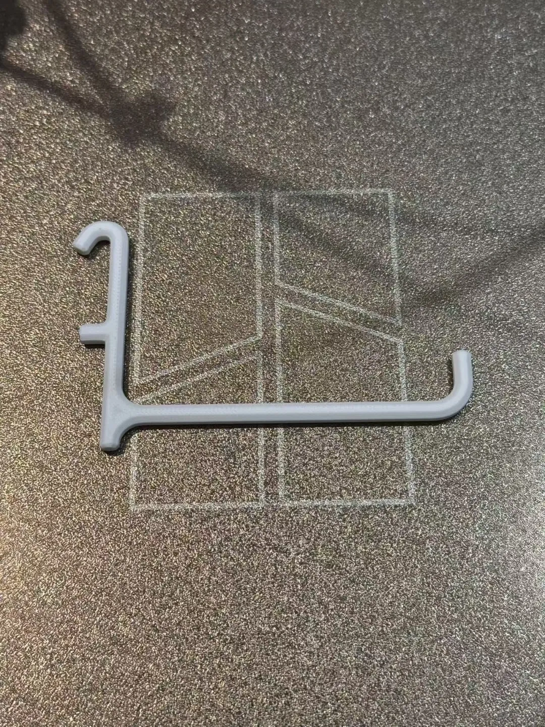 Miniatura 1 do modelo 3D 宜家洞洞板L型长挂钩