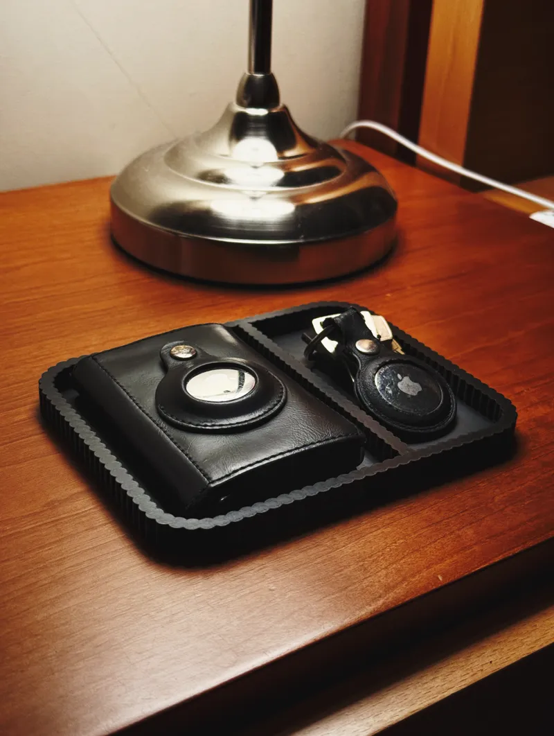 Modern wave Key Tray