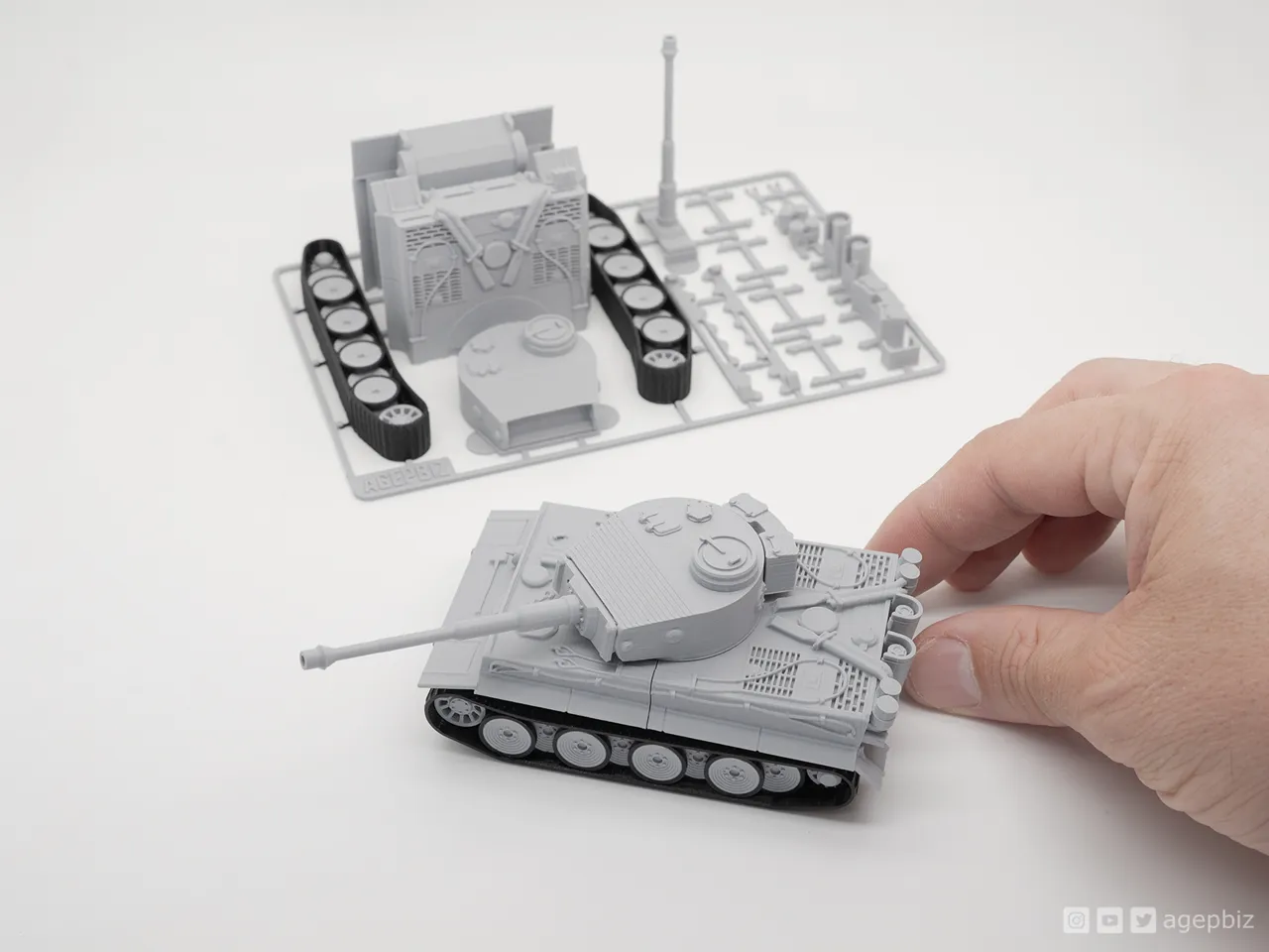 Tiger 1 Kit Card view 2