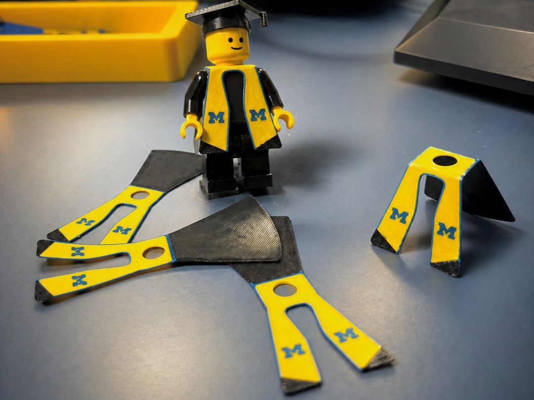 Graduation Graduate Minifigure Stole - UoM