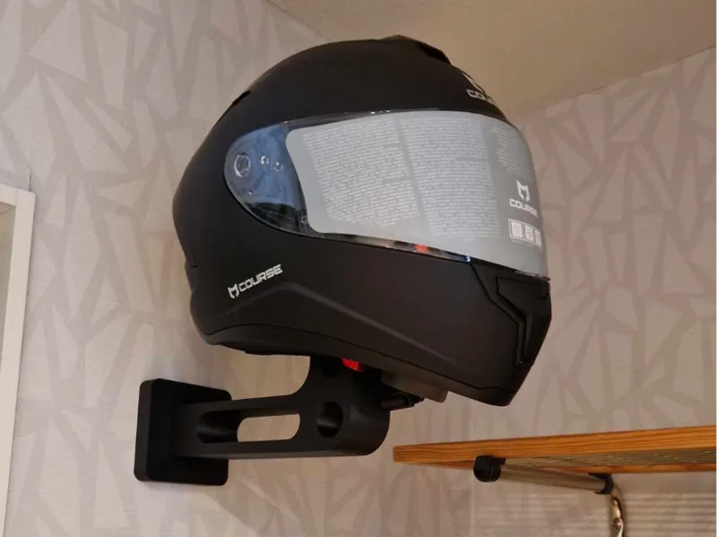 Helmet Wall Mount – MC, Bike & Fire Helmets