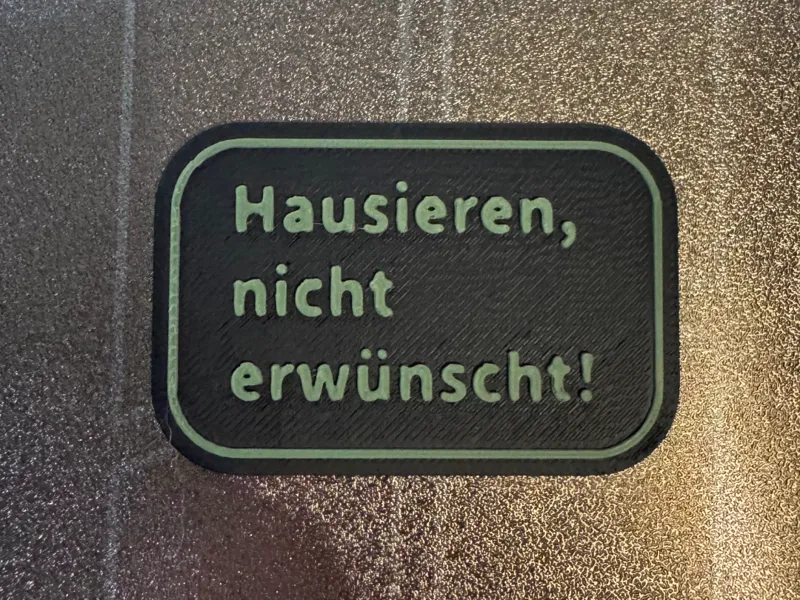 Kleines Briefkasten Schild.