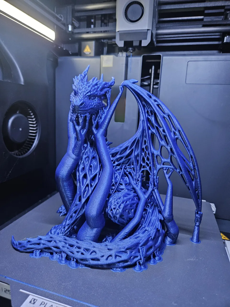 Mystic Dragon – Atemberaubende Drachenfigur view 2