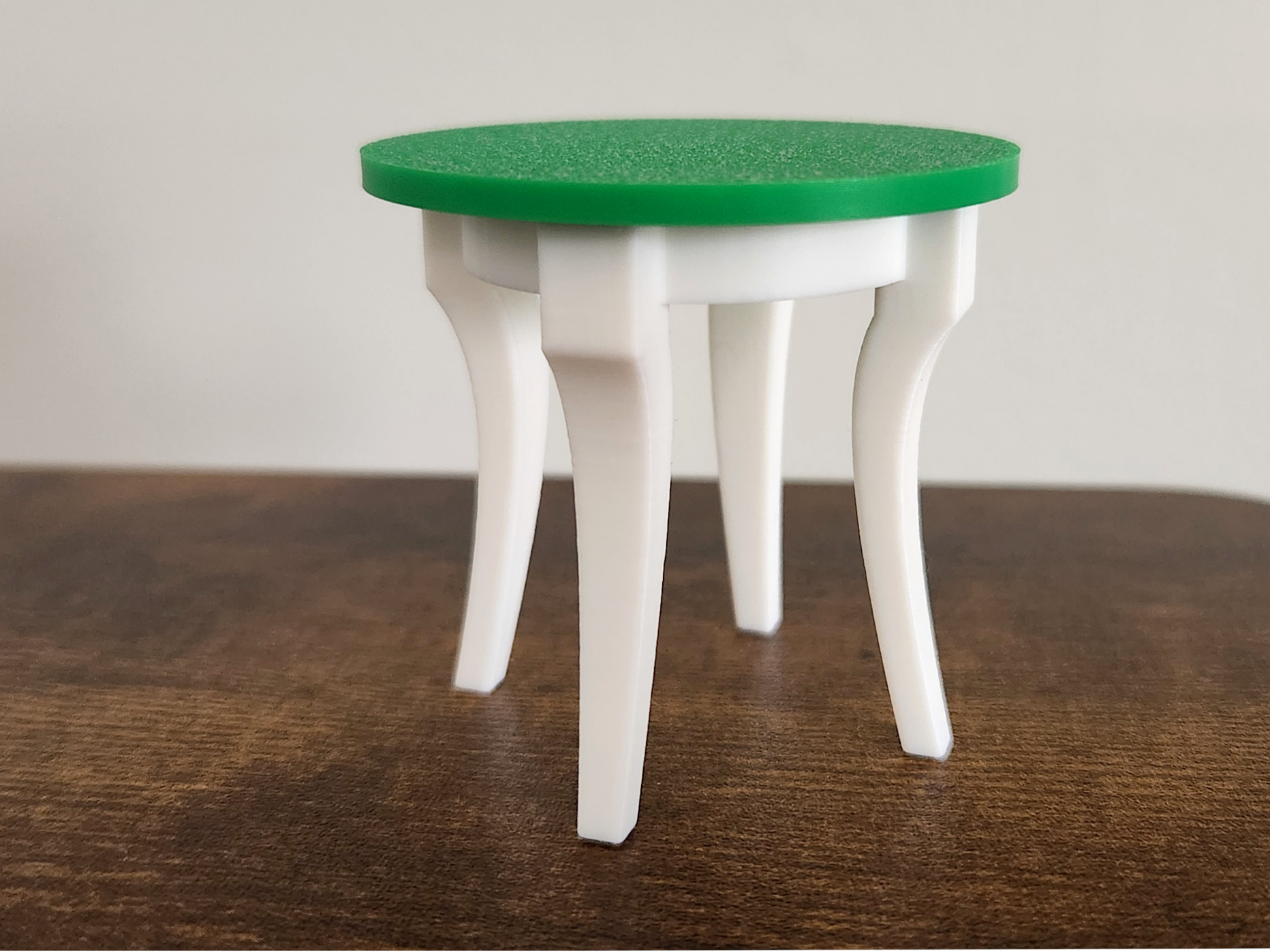 Print-in-Place Miniature Table (1:12 Dollhouse)