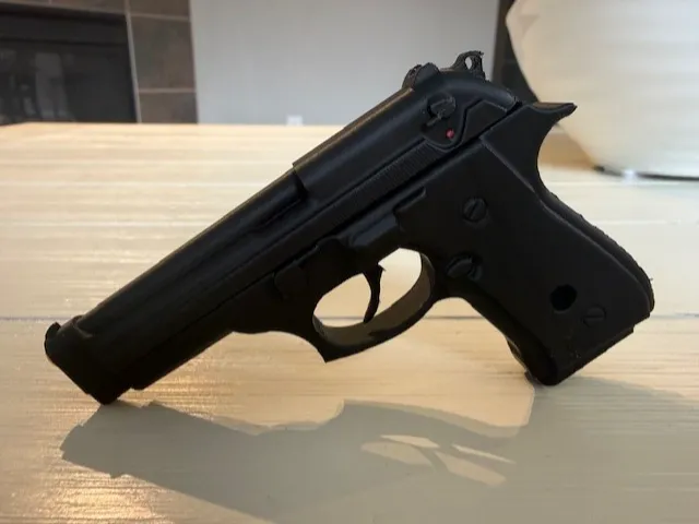 Beretta M9 - Keychain model