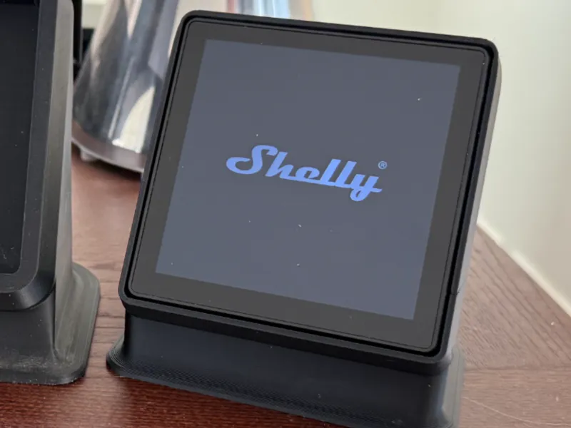 Shelly Wall Display Desktop Mount