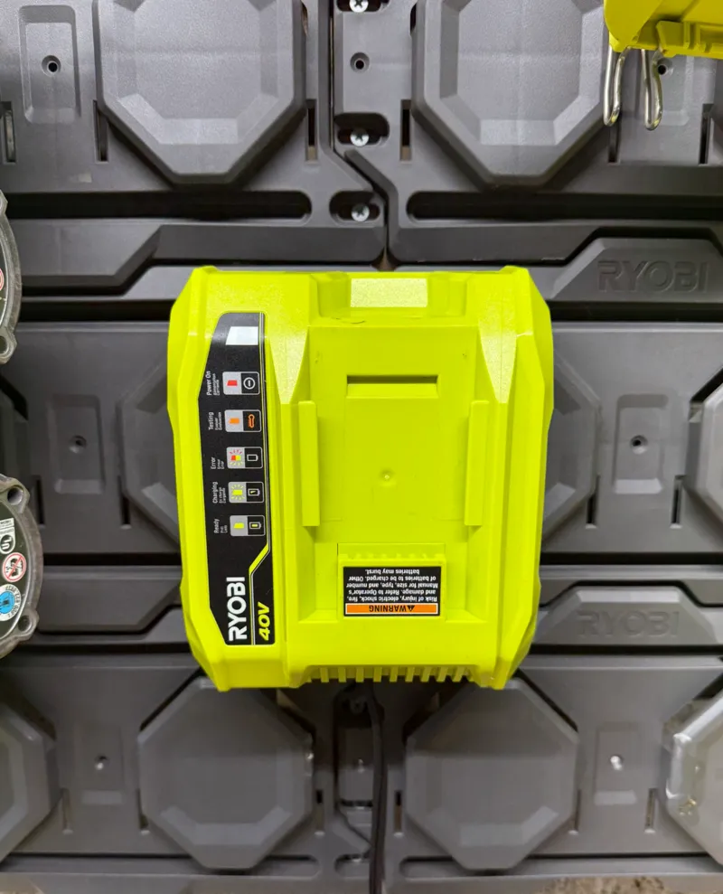 Ryobi Link - Mount for 40V Battery Charger