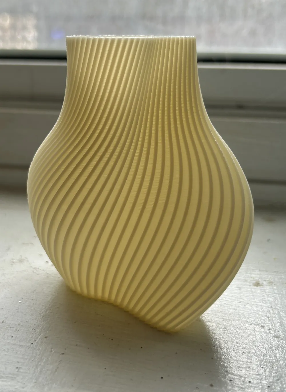MCM Vase - Free 3D Print Model - MakerWorld