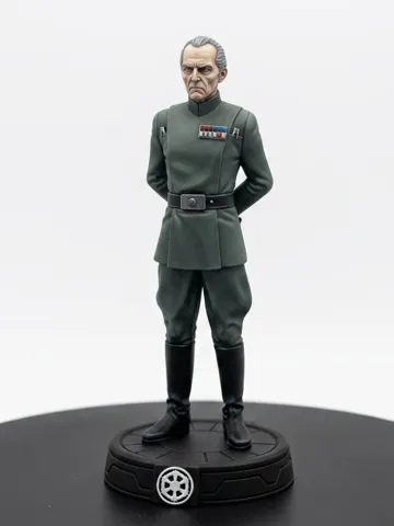 Figura decorativa: Grand Moff Tarkin: Imperial Commander — vista de referencia 2