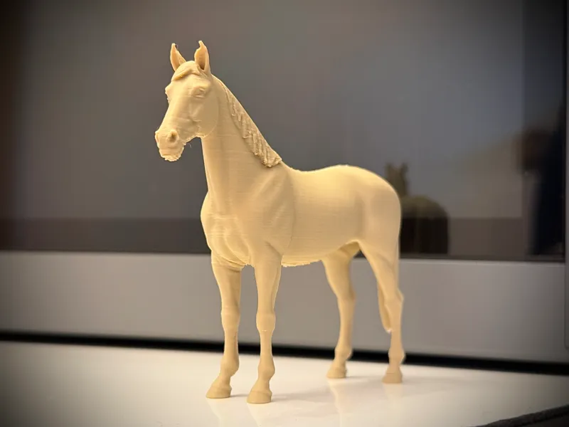 Realistic Horse Statue - Minimalist Animal Decor