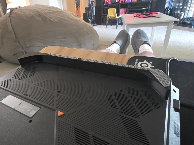 ASUS TUF F16 Riser