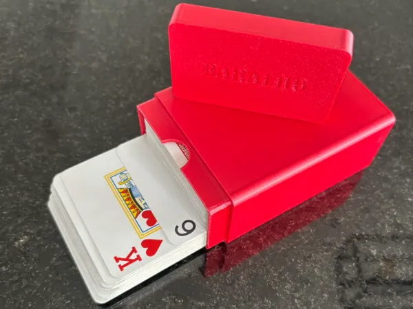 Boîte pour deux jeux de cartes
