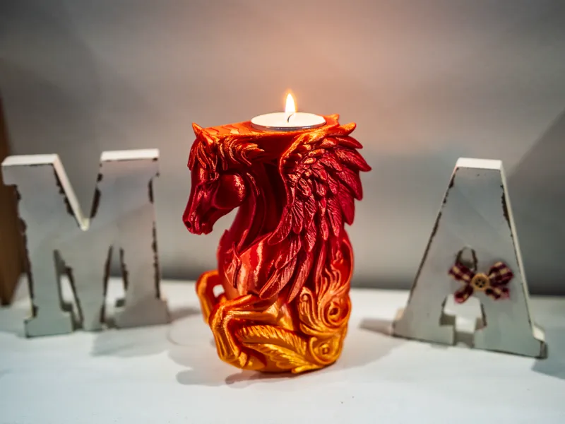 Horse candle