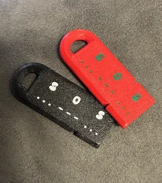 sifflet sos porte clef