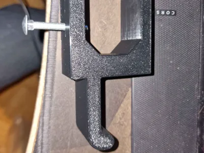 Headphone Clamp