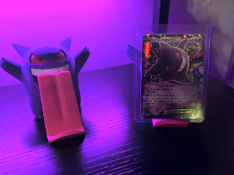 Gengar Graded Card Stand (NO SUPPORT)