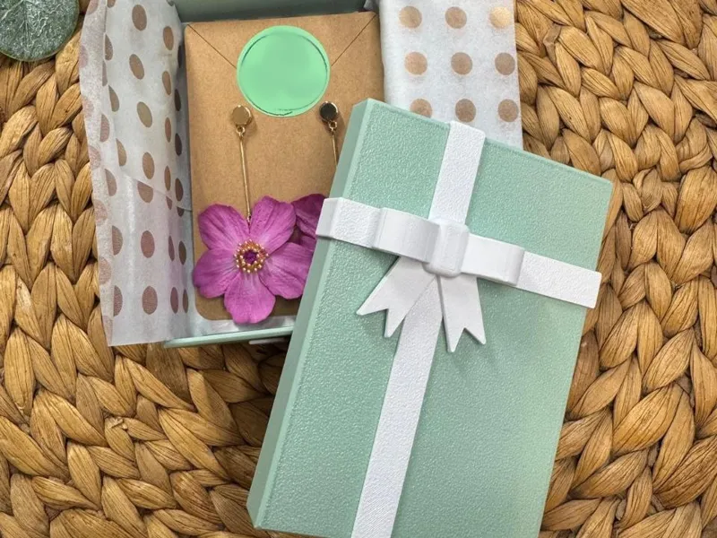 Gift box