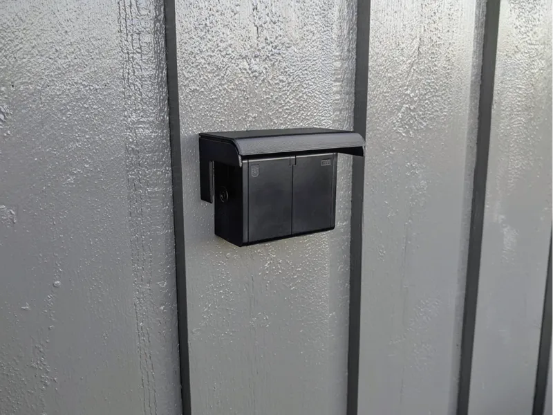 Parametric Rain / Weather Cover For Outlets V2