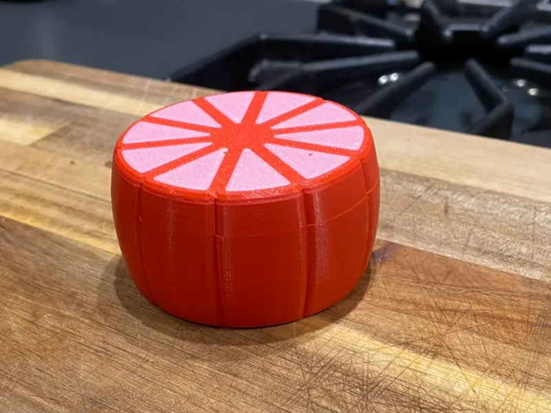 Pill supplement jar / container with screw-on lid