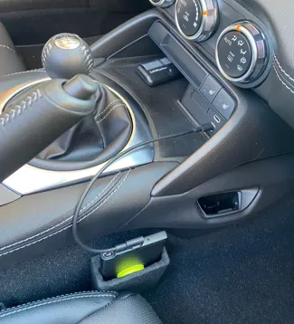 MX-5 Miata Phone holder (ND)