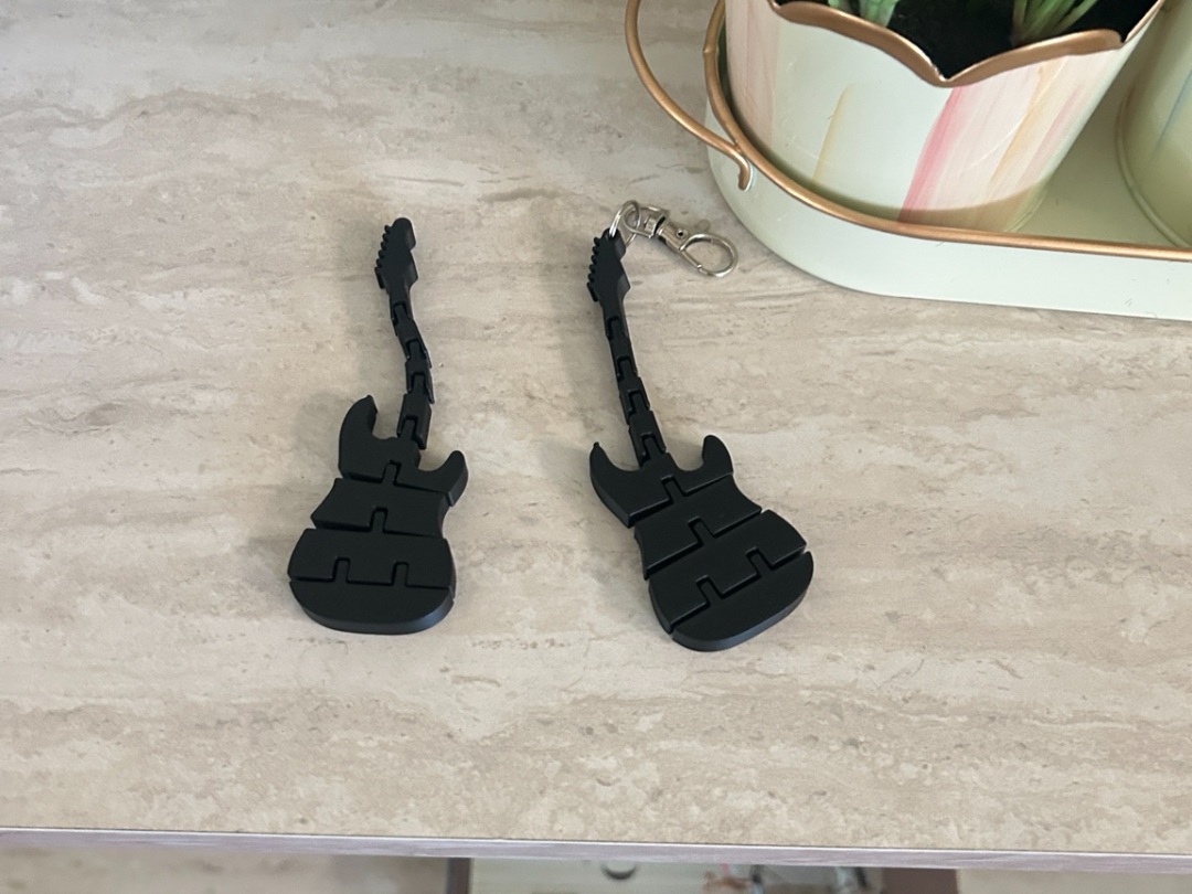 Flexi electric guitar keychain