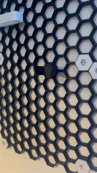 Honeycomb storage Scraper