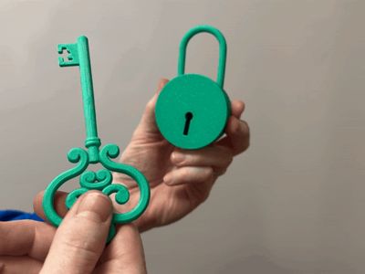 Working Old Fashioned Fantasy Key