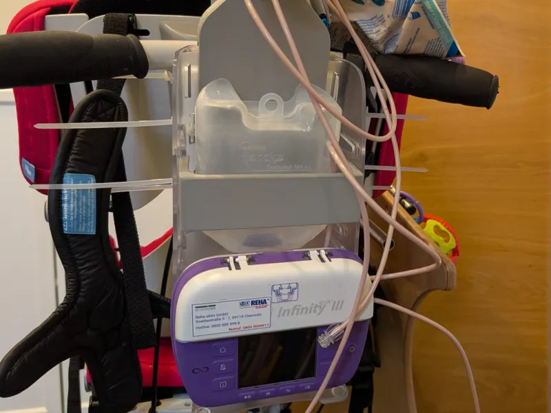 flocare infinity Nahrungspumpe - Magnethalterung