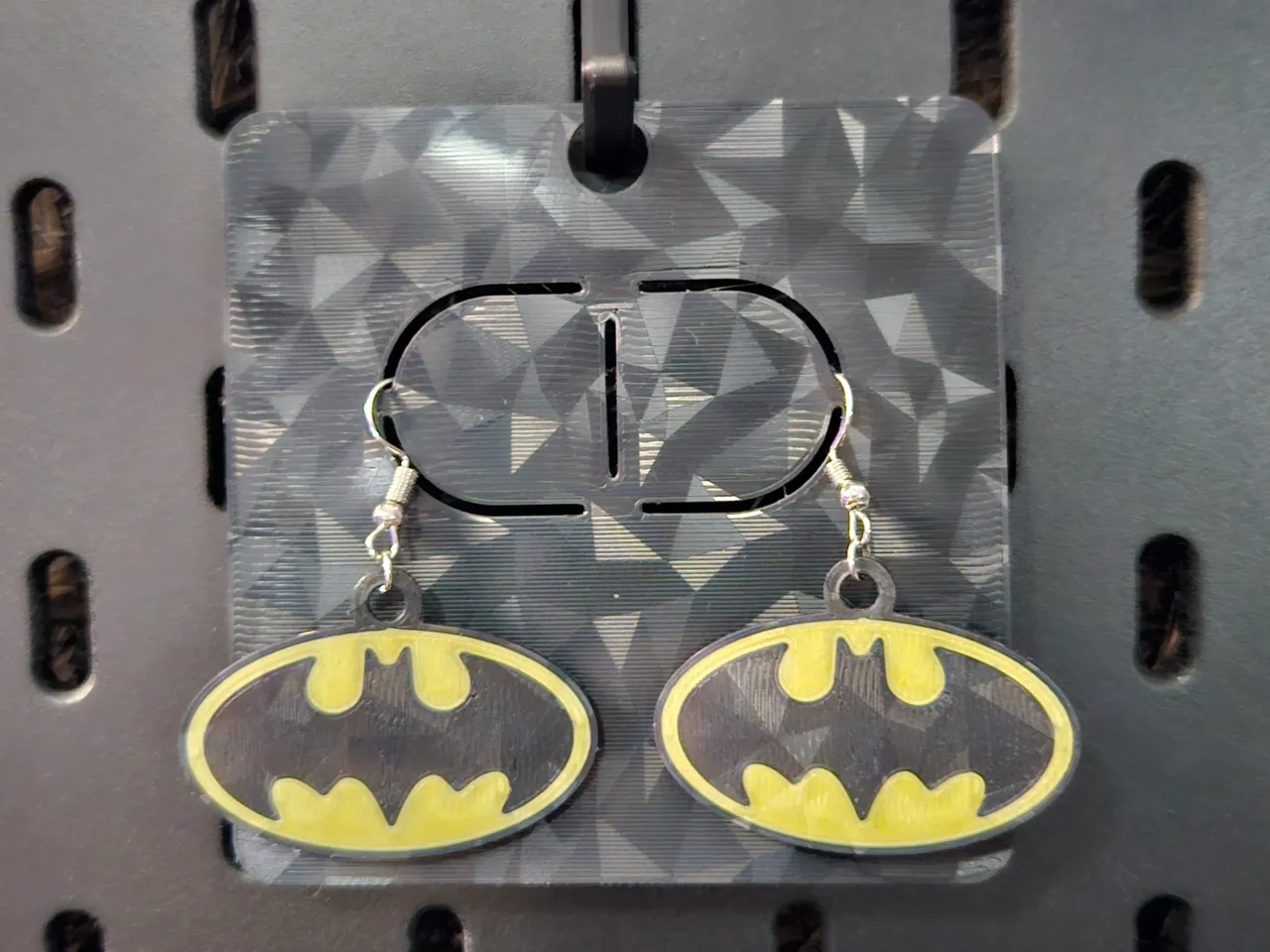 The Keatons (BATMAN EARRINGS) view 4