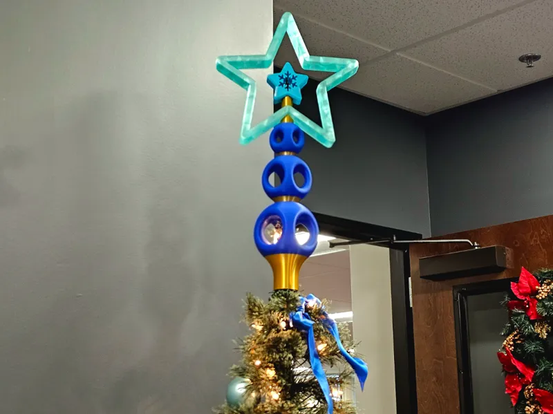 Christmas Tree Star Topper Display