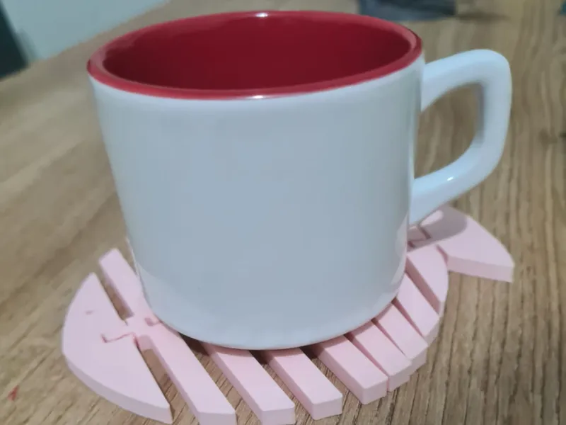 Fish-Shaped Articulated Coaster