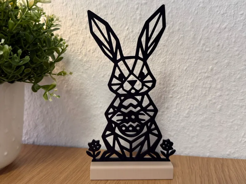Low Poly Osterhase mit Ei