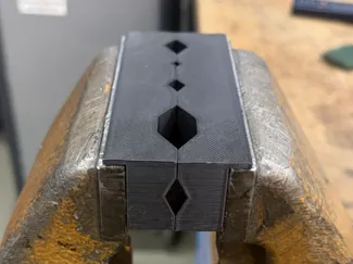 Mors de protection etau
