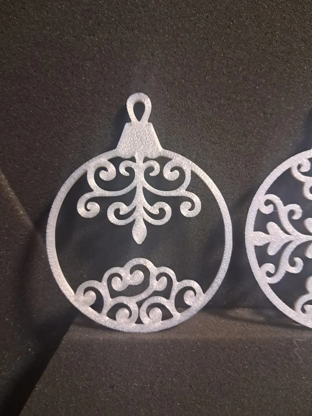 Christmas ornament - Free 3D Print Model - MakerWorld