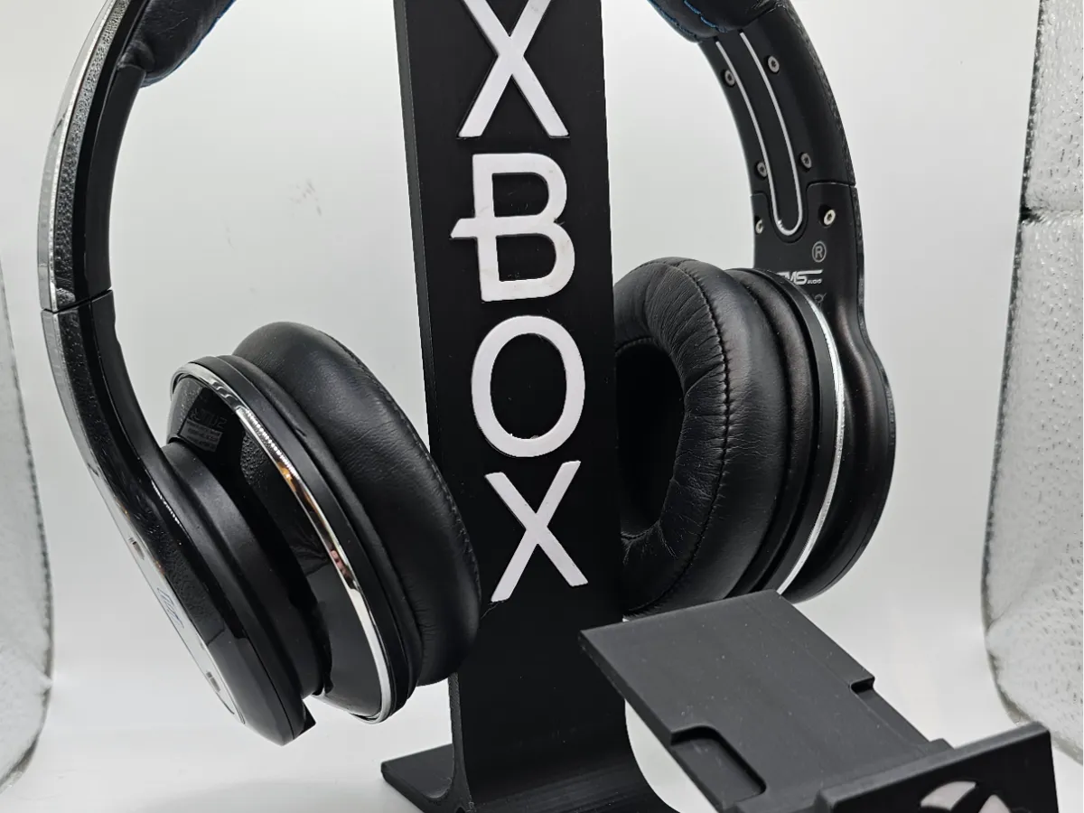 Xbox controller and headset stand holder - Free 3D Print Model - MakerWorld