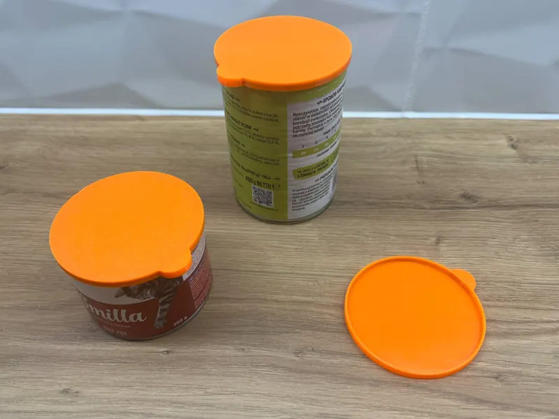 Cat food can lid