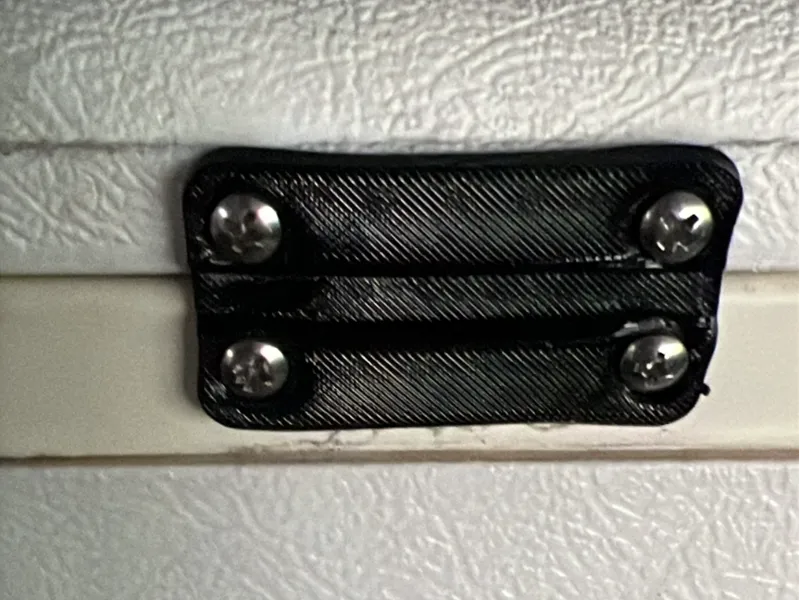 Cooler TPU Hinge