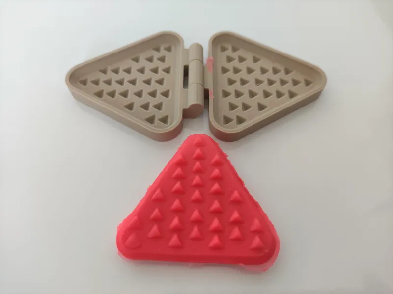 Triangular Textured Playdoh Mold with a Hinge