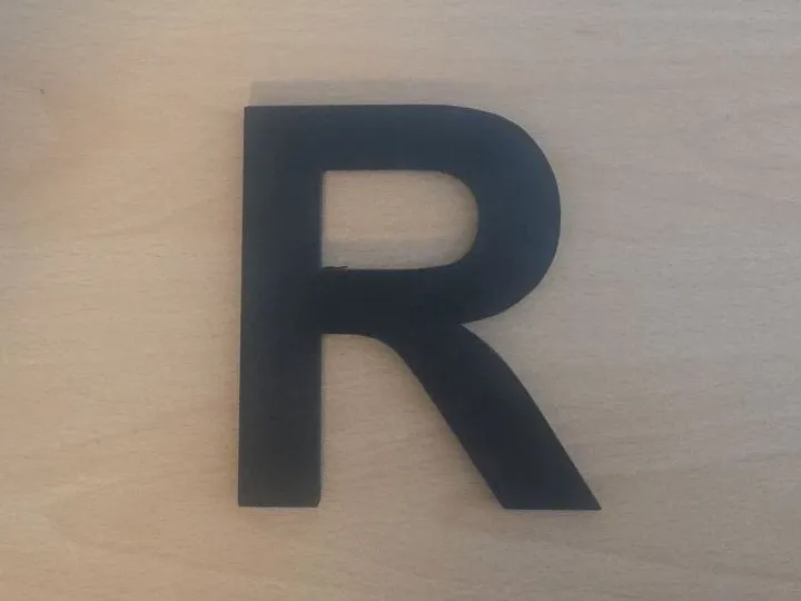 Buchstabe R 