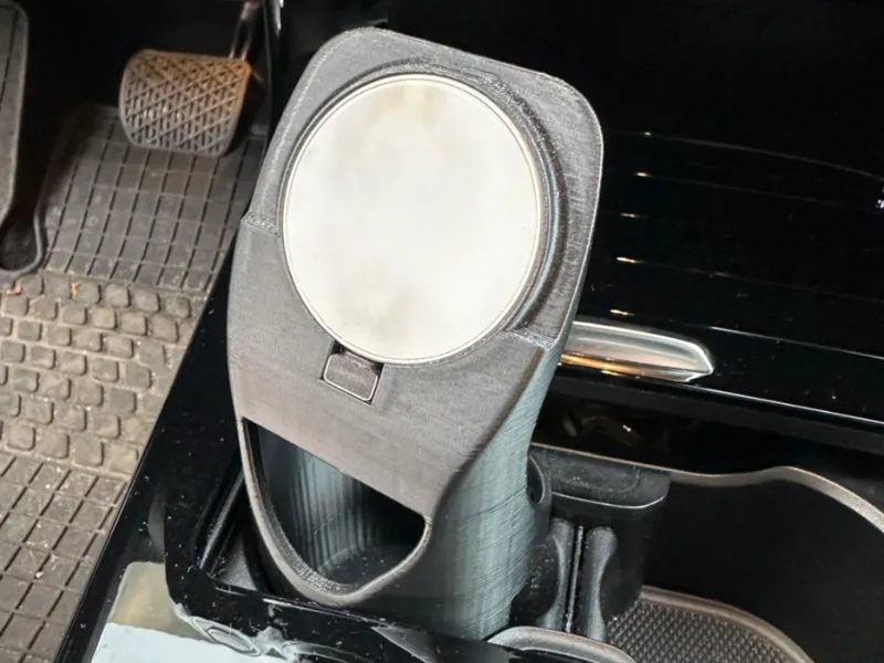 MagSafe stand Mercedes A class W177 cup holder