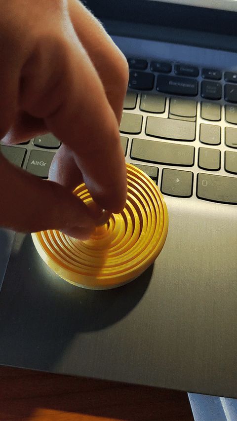 Satisfying Concentric S Shaped Fidget