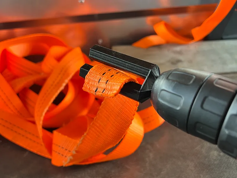 Ratchet strap winder