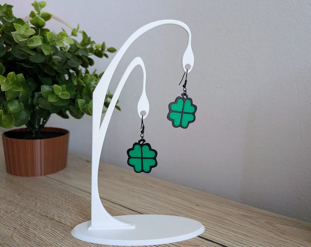 Lucky clover earrings view 2