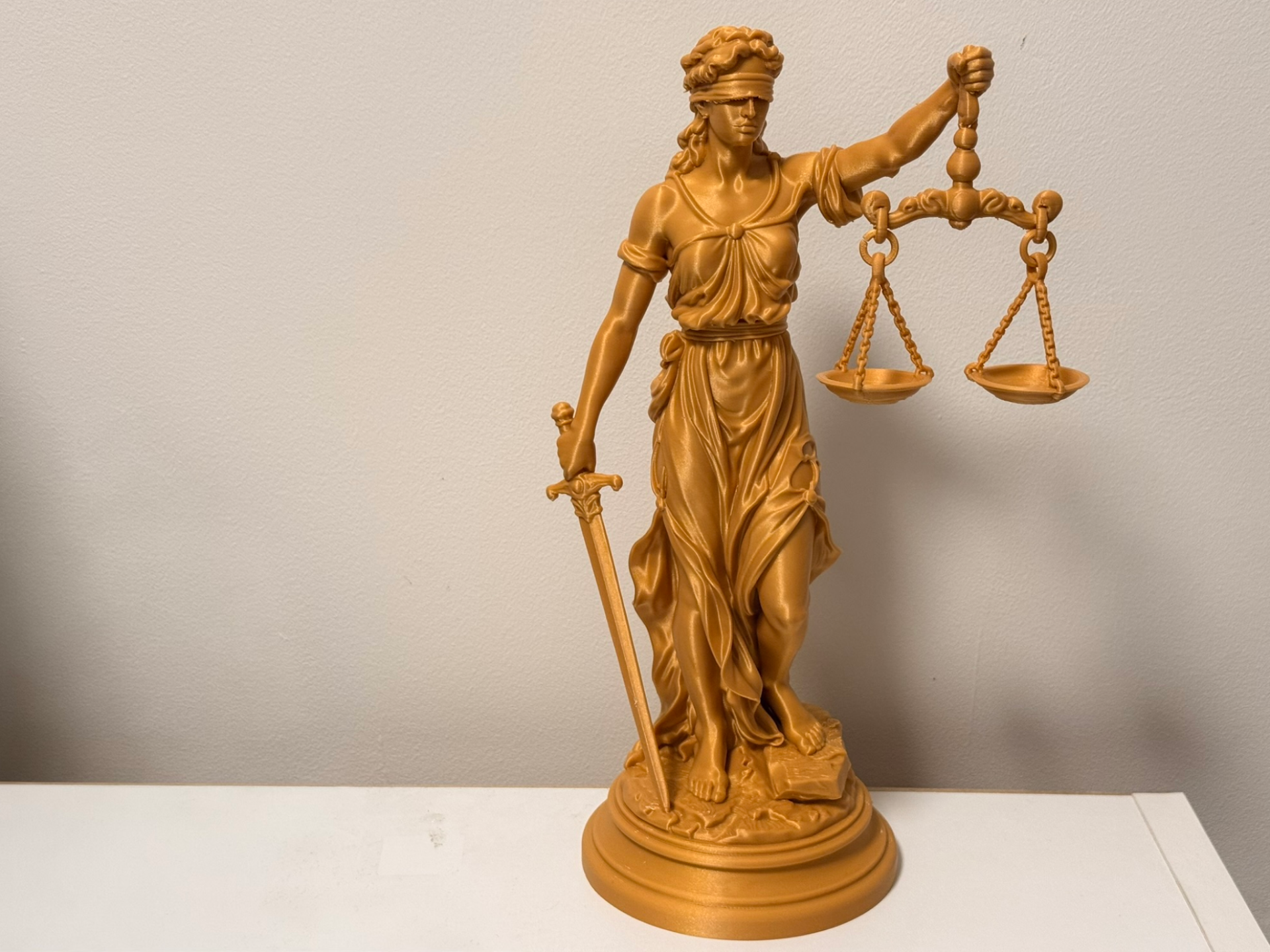 New Lady Justice – Moving Balance Scale - 1