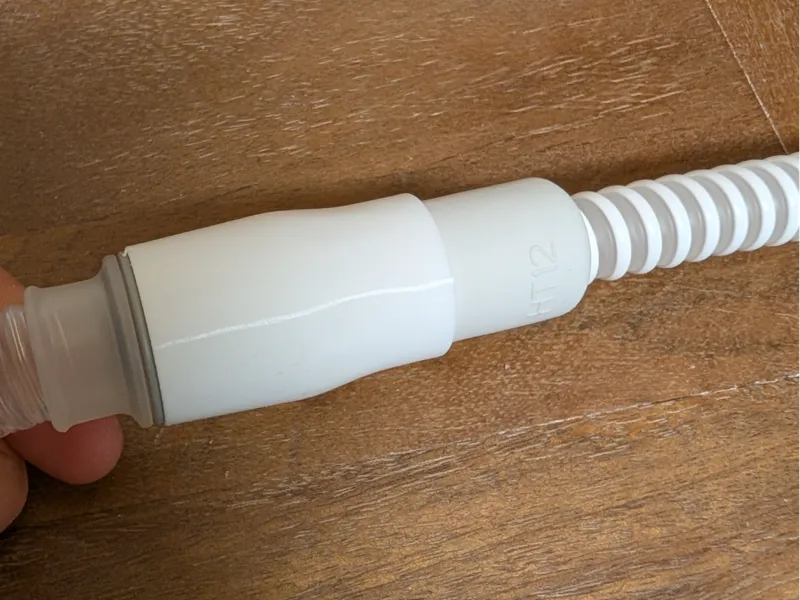CPAP Philips flexible tubing adapter