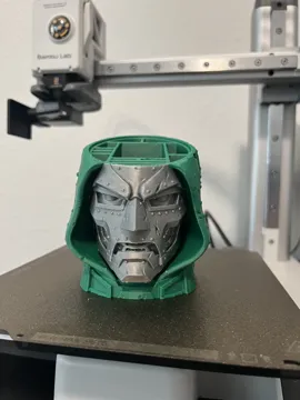 Organizador: Doctor Doom Organizer — vista de referencia 3