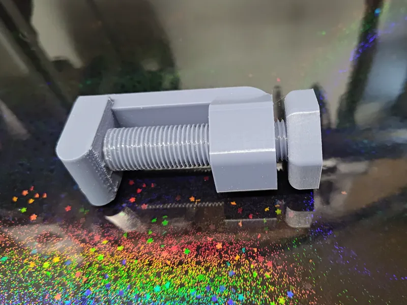 kleine Schraubzwinge bis 3,5cm Spannfutter