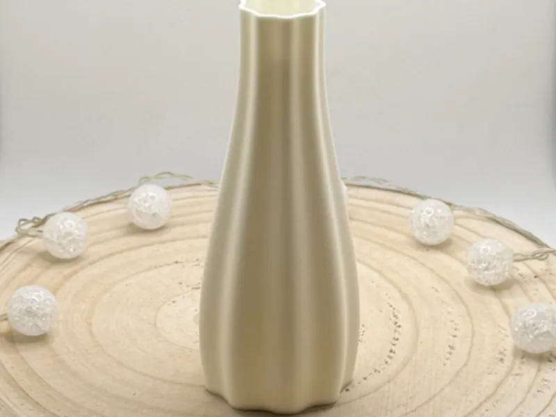 Moderne Vase