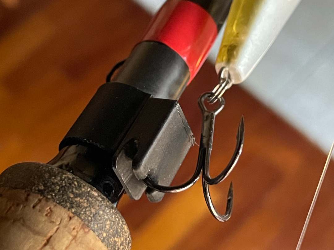 Universal Hook Keeper